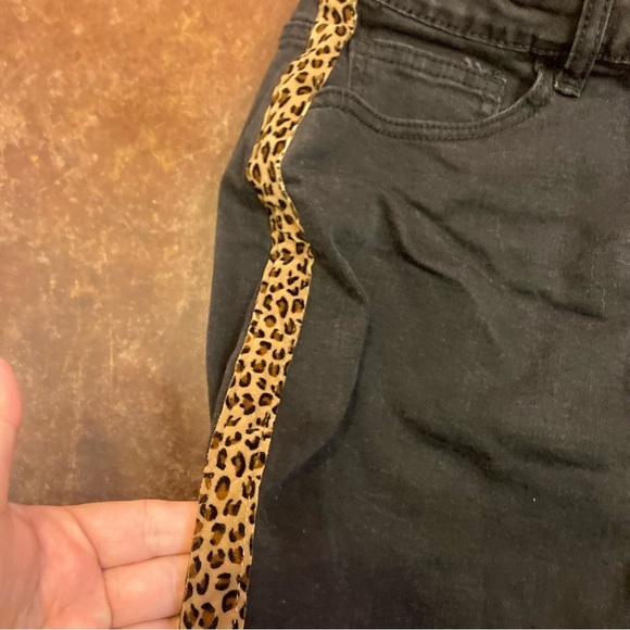 Forever 21 Black Denim Distressed Skirt with Leopard Trim - Picture 3 of 4